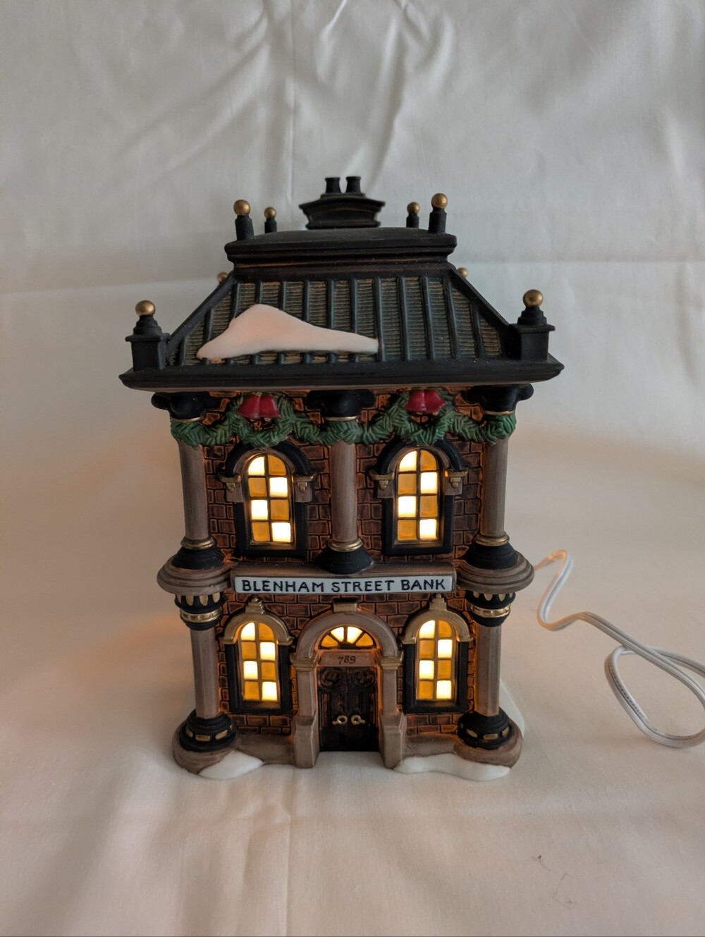 Department 56 Heritage Village Collection Dickens Series Blenham Street Bank